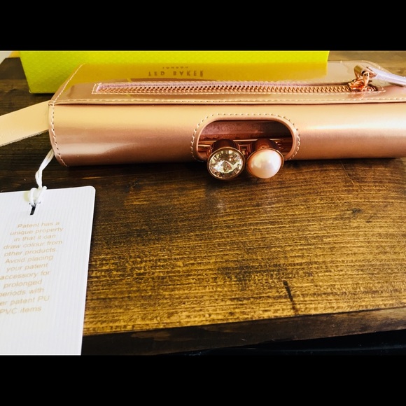 ❣️Ted Baker - Rose Gold Wallet - ❣️ - Picture 4 of 5